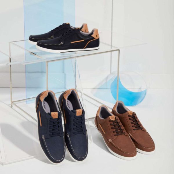 Classic Men's Boat Shoe-Inspired Sneakers