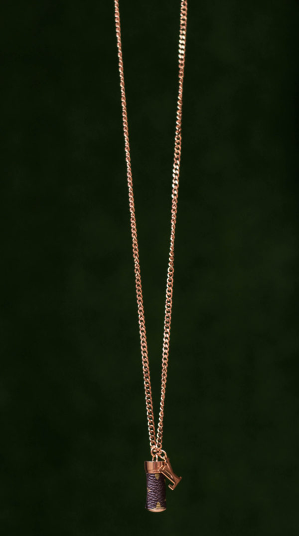 LOUIS VUITTON NECKLACE - GOLD